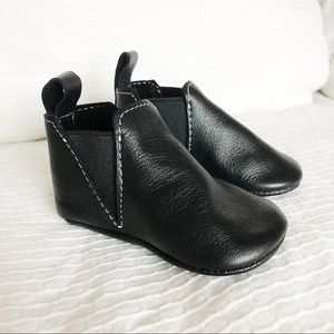 Freshly Picked Chelsea Boot Size 4 NEVER WORN!